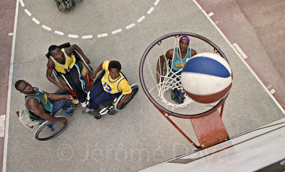 Togo – Lomé – Terrain de basket du stade omnisports